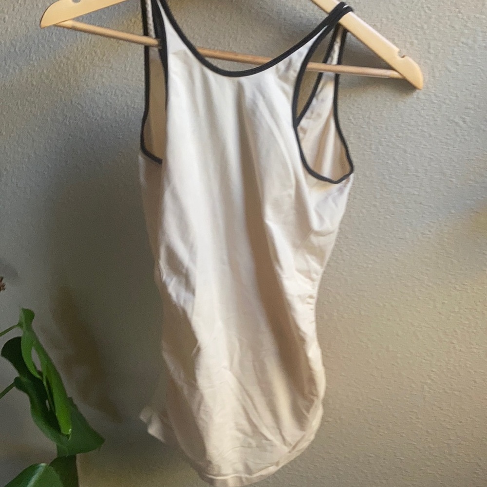 Lululemon Tank - Size 6